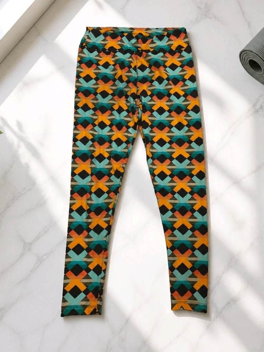 LuLaRoe Geometric Leggings in Teal, Orange & Black
